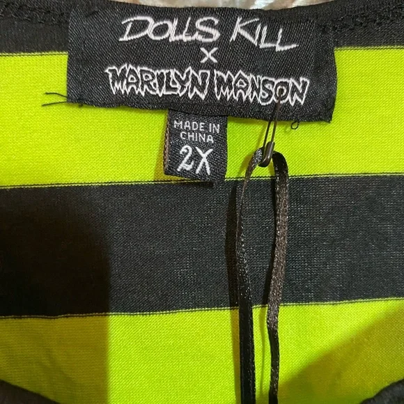 Marilyn Manson Collab Green and Black Sleeveless Crop Tank Top - Picture 4 of 5